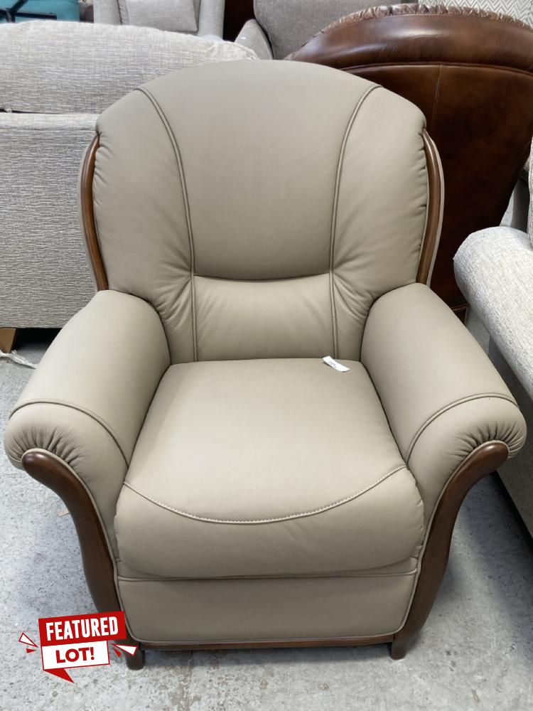 Gradi Living Ducati Leather Armchair – Made in Italy